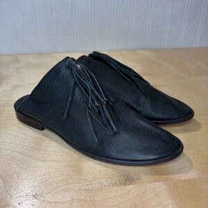 Matisse Arabian Leather Mules - Black